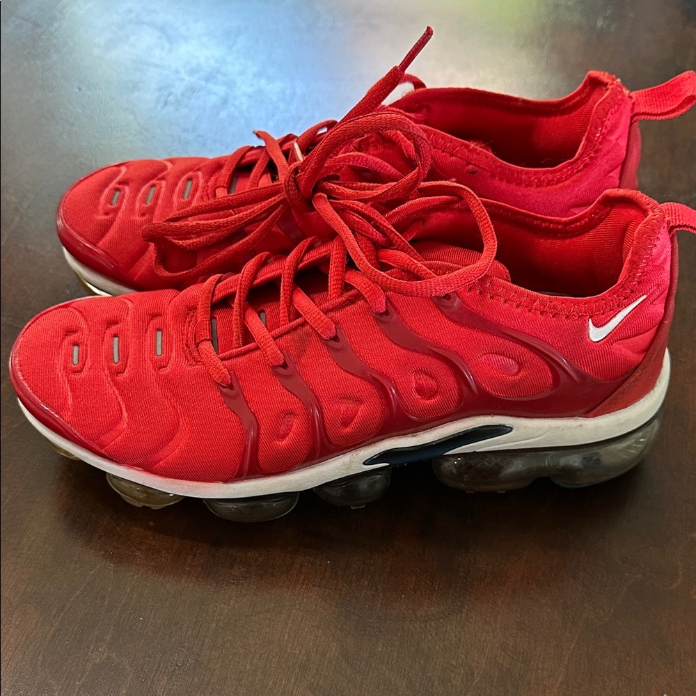 Nike womens Bright Red Mesh and Air Cushion Sneakers